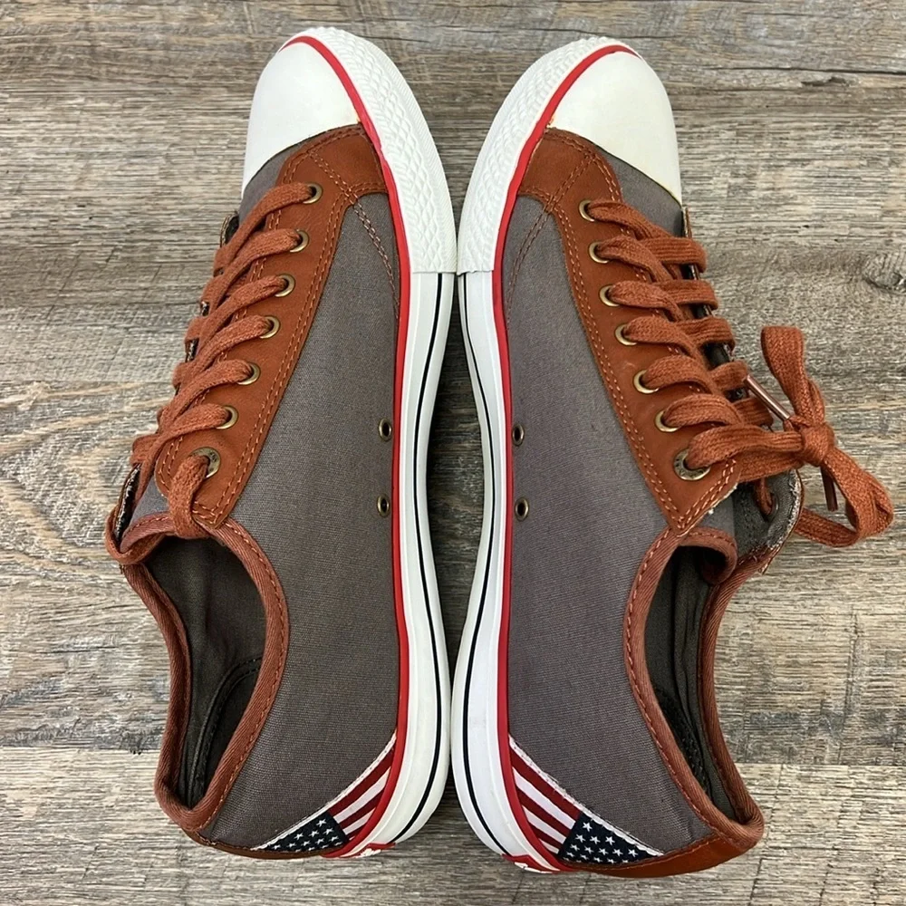 Levi’s Men’s Stan Buck Sneakers
